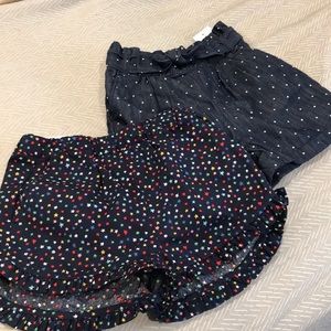 ♥️ (2) pair little girls 18-24 Baby Gap shorts ♥️